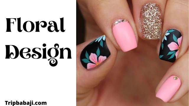 Short Acrylic Nails : Floral Design